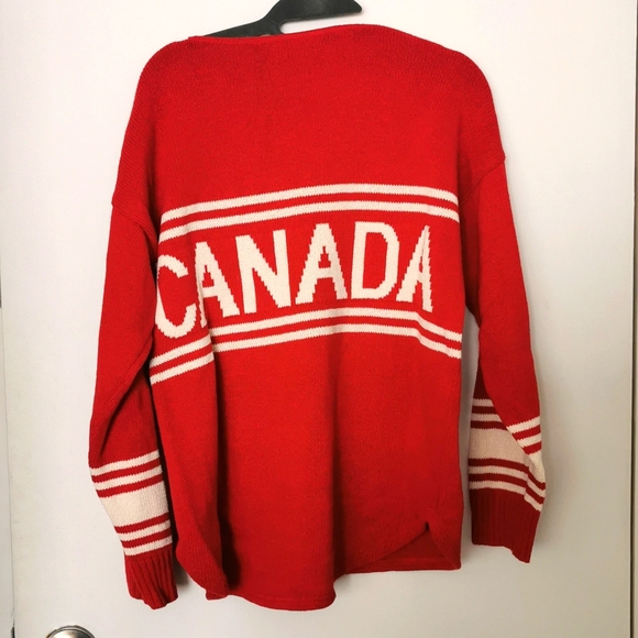 CANADA SWEATER - Picture 2 of 3